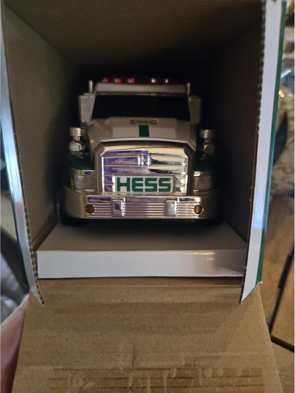 Hess 2011 Dump Truck and Loader Toy Truck Set in Box - Picture 5 of 6